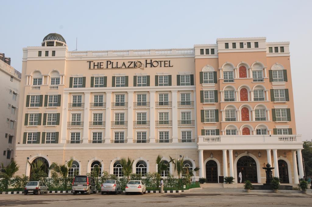 The Pllazio Hotel Gurgaon Dış mekan fotoğraf